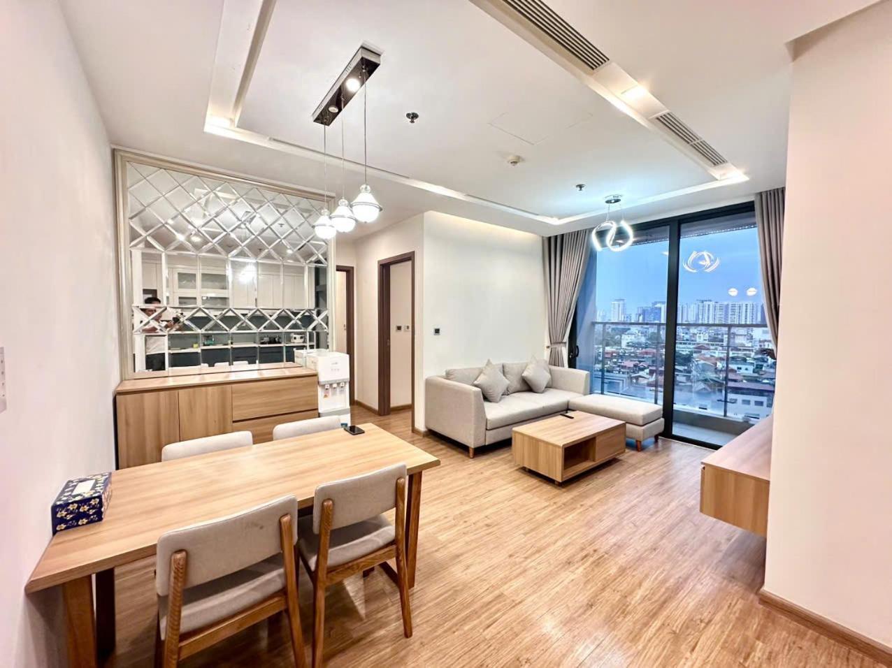 Luxury Apartment In Vinhomes Metropolis Hanói Exterior foto