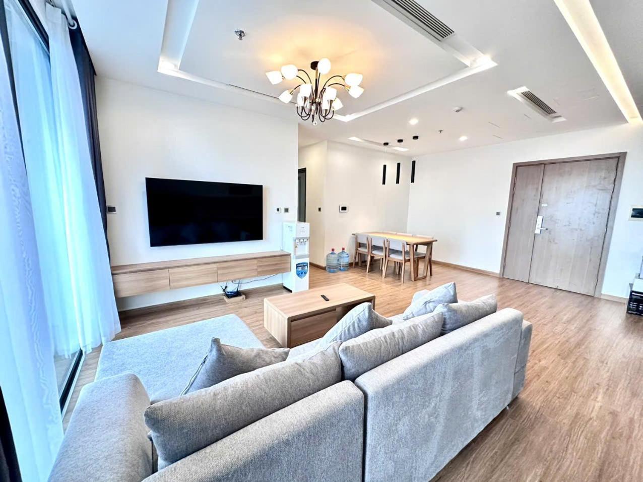 Luxury Apartment In Vinhomes Metropolis Hanói Exterior foto