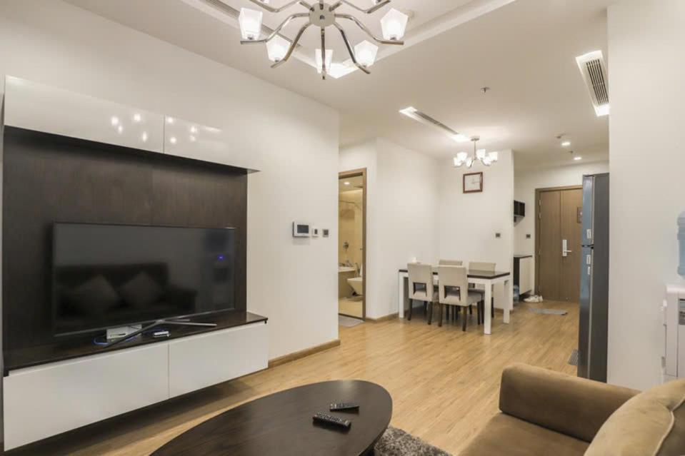 Luxury Apartment In Vinhomes Metropolis Hanói Exterior foto